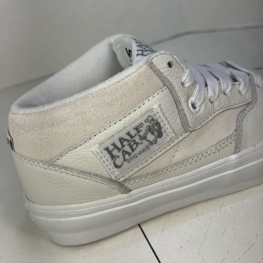 NWT Vans Skate Half Cab White Leather with Suede Trim Women’s 6.5 - Picture 7 of 10